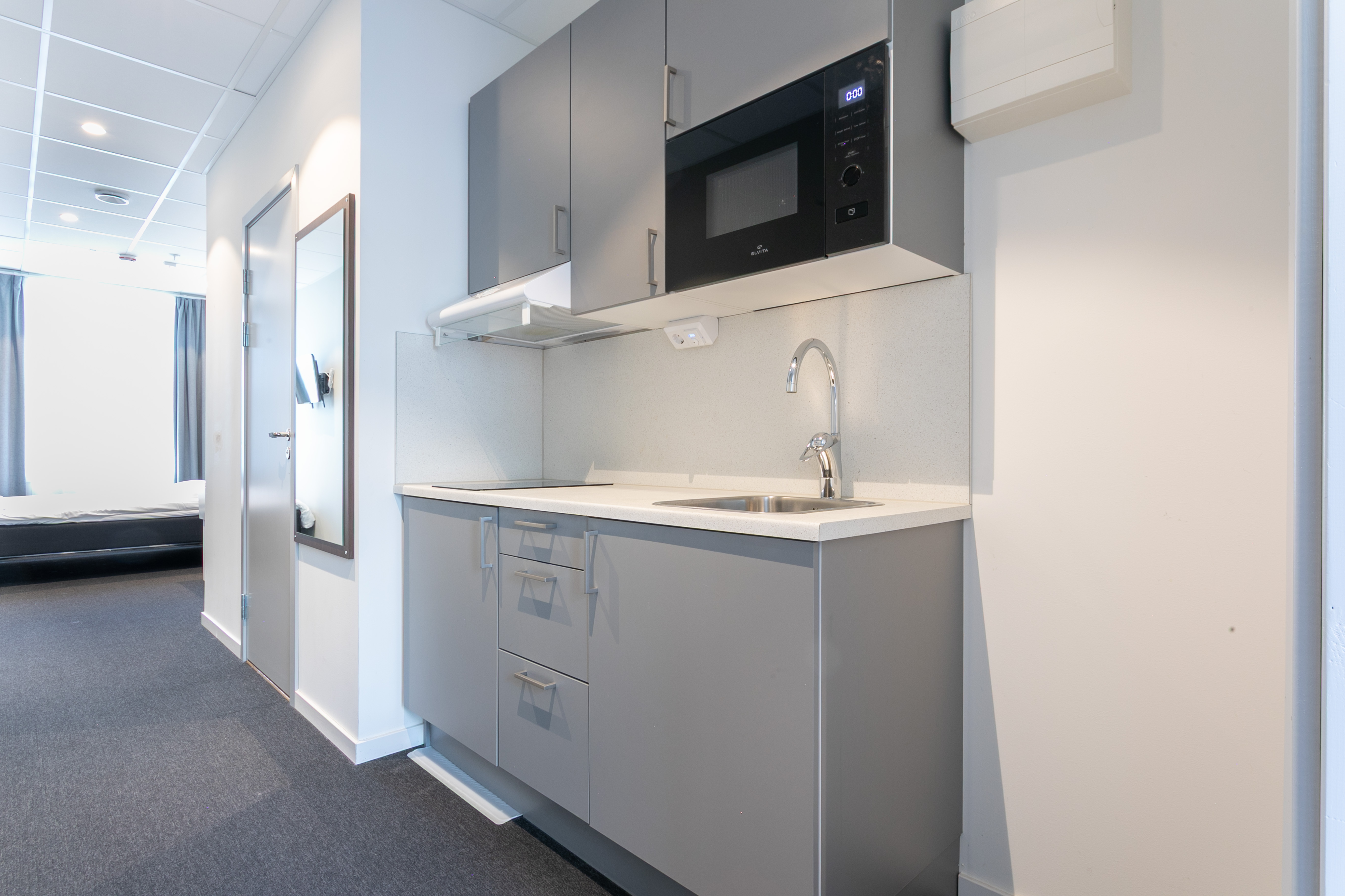 Kitchen Queen Studio ApartDirect Arlandastad.jpg